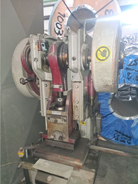 Aksüt 40 Ton Eksantrik Pres
