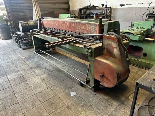 Baykal 2.5 metre 3 mm Motorlu Giyotin Makas