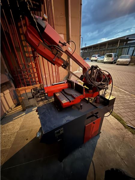 KARMETAL TESTERE