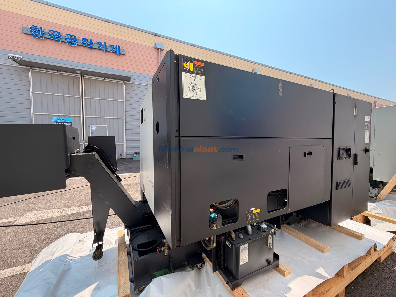 2009 MODEL DOOSAN PUMA 240MB 8 İNÇ C-EKSENLİ CNC TORNA Used Cnc