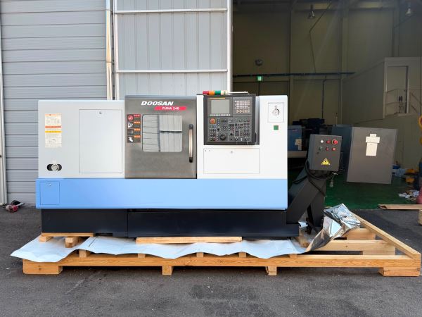 2012 MODEL DOOSAN PUMA 240B 8 İNÇ CNC TORNA