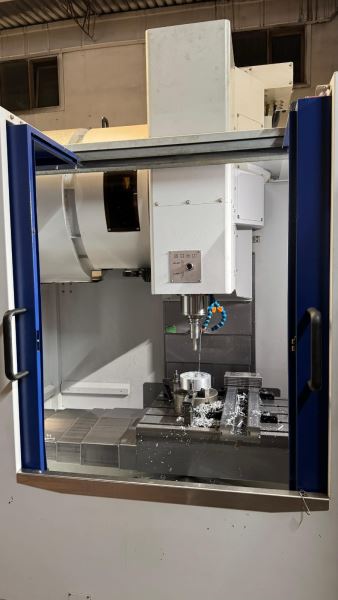 Tongtai Topper CNC Dik İşlem