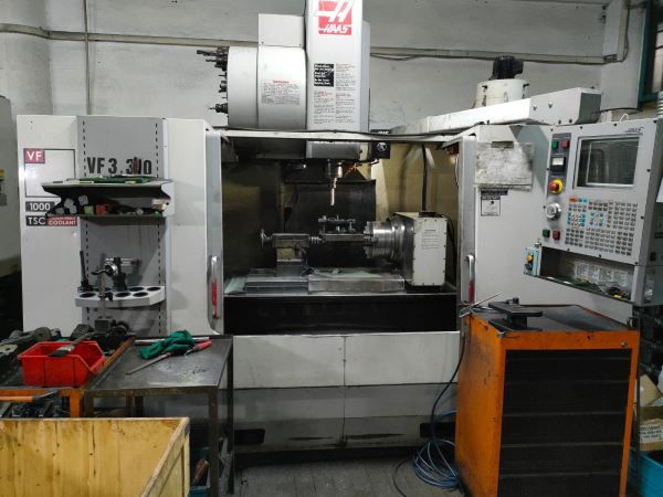 4 EKSENLİ, FULL DONANIMLI HAAS VF3 DİKEY İŞLEME MERKEZİ