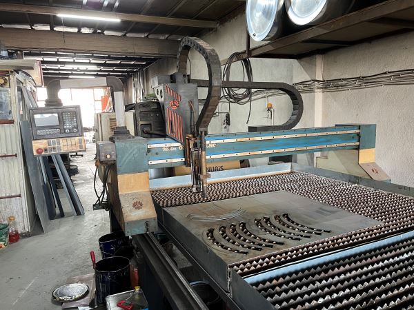 OYTUNMAK MARKA 6 x 2 CNC PLAZMA KESİM