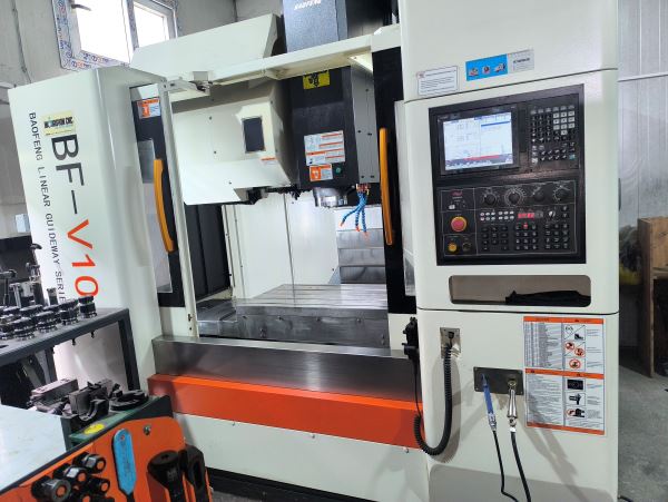 Baofeng V10 İşleme Merkezi