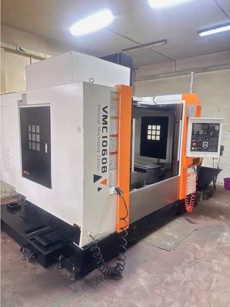 SINO VMC1060B MITSUBISHI M80 (2023) DİVİZÖR 8inç  CNC İŞLEME MERKEZİ