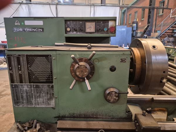 TOS  TRENCIN  SUI 63 – 80  /   8.000 mm  Orjinal  Slovakia Malı  TOS Torna  ,