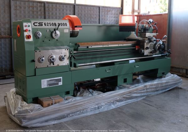 CS6250B 2000 | Baoji Zhongcheng Fabrika Üretimi Üniversal Torna