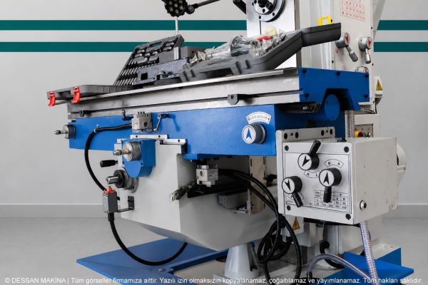 HASS X6336A ÜNİVERSAL KALIPÇI FREZE Used Universal Milling