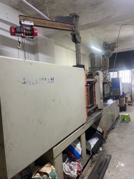 250 Ton Plastik Enjeksiyon