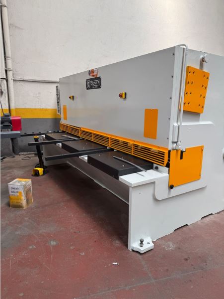 Dener 3 Metre 13 mm Giyotin Makas