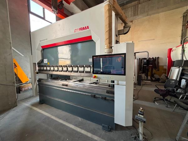 DURMA 3 METRE 135 TON ABKANT PRES