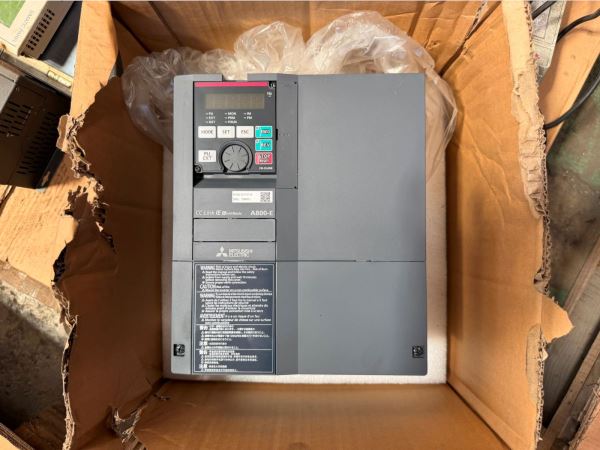 Mitsubishi FR-A840-00170-E2-60 model Frekans İnverteri