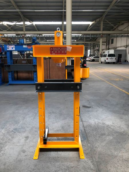 20 TON HİDROLİKSAN HALİM USTA HİDROLİK PRES