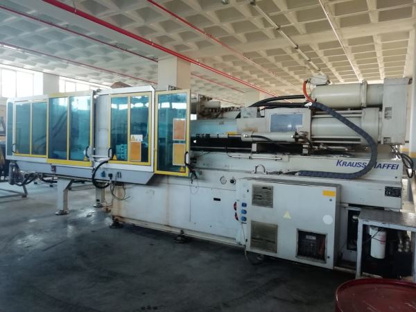 320 TON KRAUSS MAFFEI Plastik Enjeksiyon