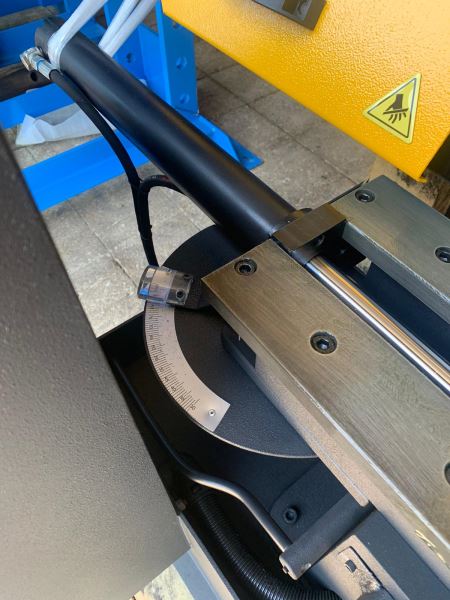 BEKAMAK BMSY 320 G YARI OTOMATİK ŞERİT TESTERE