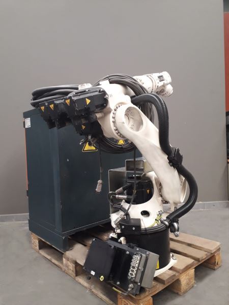 ENDÜSTRİYEL ROBOT - KUKA KR5 C4 CLG ZH02
