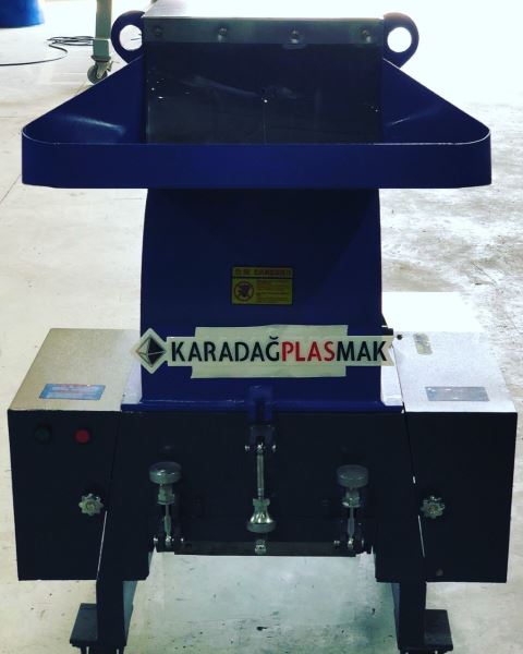 KRD MARKA PLASTİK MKIRMA MAKİNALARI