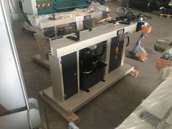 ŞAHİNLER SFB-32 HD HİDROLİK VE DİJİTALLİ MALAFALI BORU BÜKME