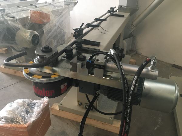 ŞAHİNLER SFB-32 HD HİDROLİK VE DİJİTALLİ MALAFALI BORU BÜKME
