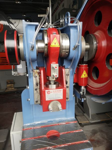 STOKTAN TESLİM SIFIR 20 TON PNOMATİK PEDALLI EKSANTRİK PRES