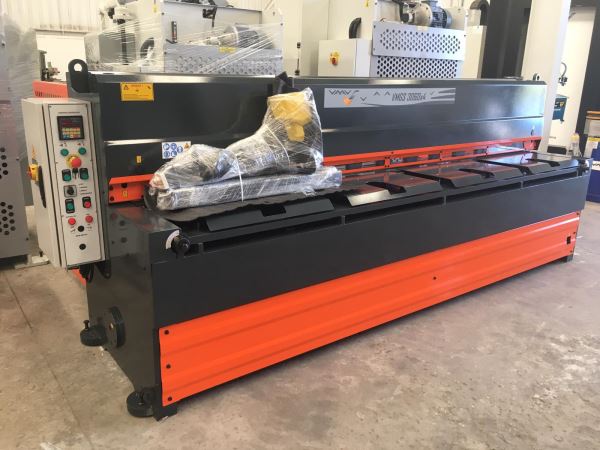 VAAV 3 METRE 4 MM NC REDÜKTÖRLÜ GİYOTİN MAKAS