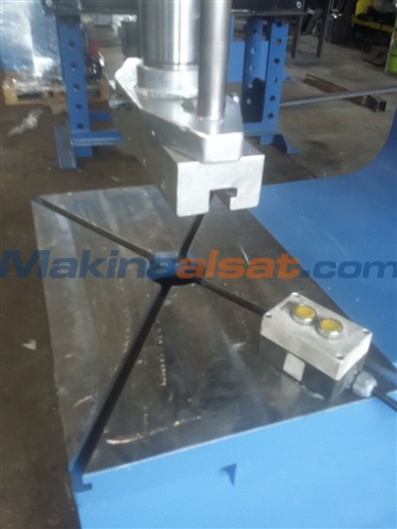 30 TON HİDROLİK C TİPİ PRES
